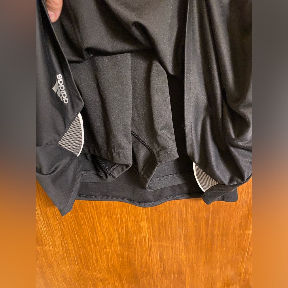 Ladies black Adidas tennis skort in EUC size XL - Picture 10 of 13